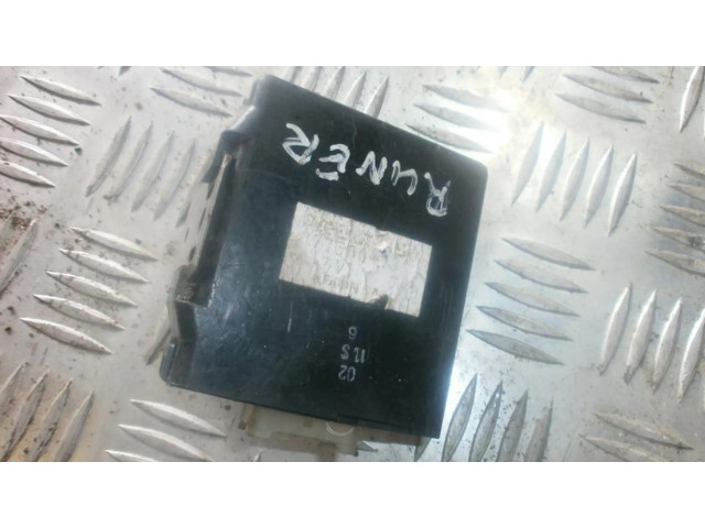 Блок управления    Toyota 4 Runner N180