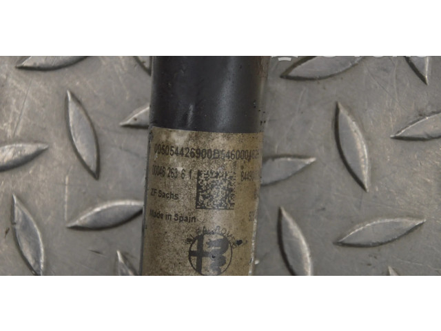 Передний амортизатор