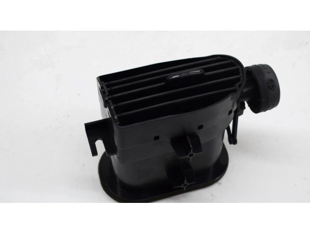 Воздушная решётка окна