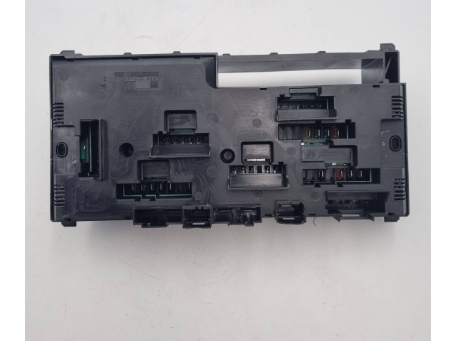 Блок предохранителей 9259467, 240412 BMW X3 F25