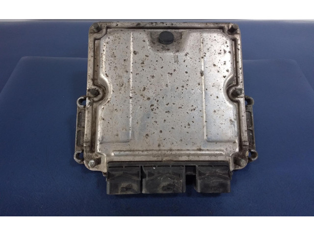 Блок управления двигателем ECU