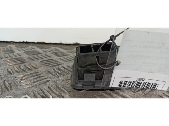 Зеркало электрическое Mitsubishi Mirage V CJO 1995-2002 года