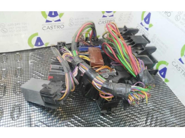 Pojistková skříňka 94FG14A074AB Ford