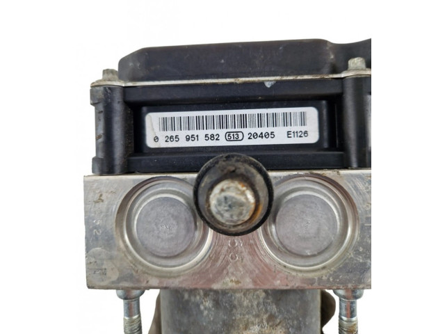 Блок АБС 0265951582   Subaru  Forester SH  2008 - 2013 года