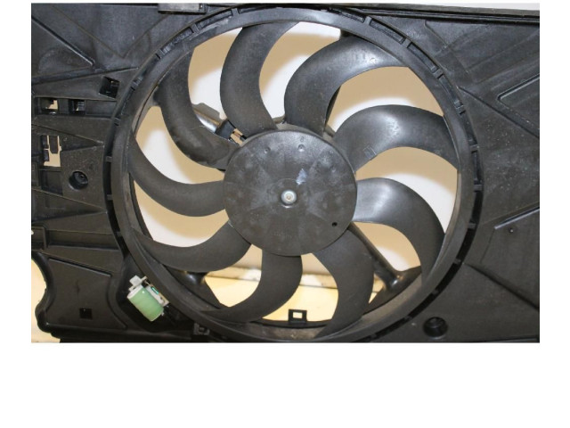 Вентилятор радиатора     52086489    Fiat 500L 