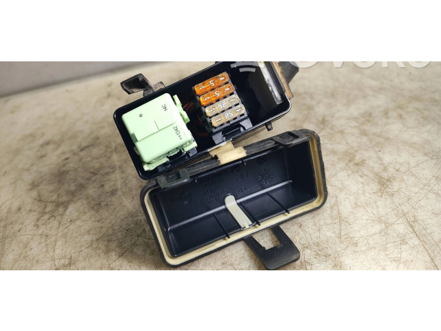 Pojistková skříňka 2755704, 58650910 Mini Cooper Countryman R60 2014