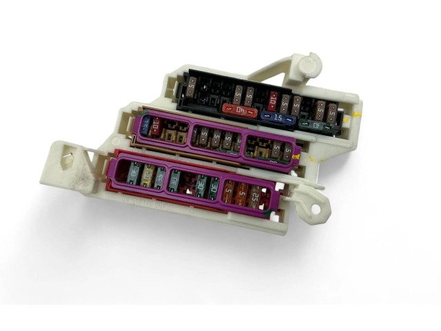 Pojistková skříňka 4F1941824B Audi A6 S6 C7 4G 2016