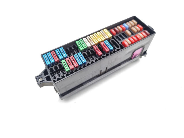 Pojistková skříňka Seat Ibiza IV (6J,6P) 2009