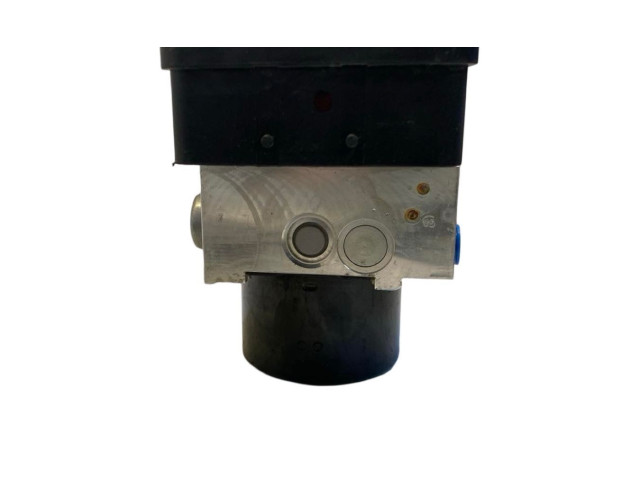 Блок АБС 30681619, 8G9N2C405AC   Volvo  V70  2008 - 2013 года