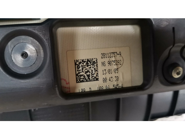 Панель приборов 281123579 Citroen C4 I