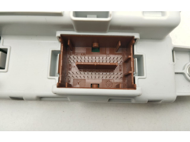 Блок предохранителей 670157409, R319 Maserati MC20