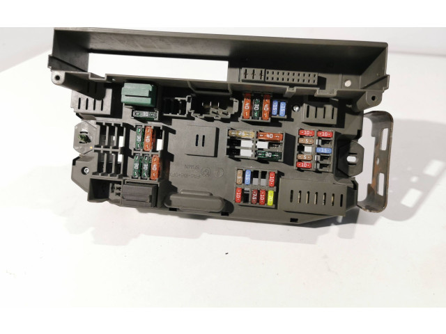 Pojistková skříňka B010107400, F0069126941 BMW X6 E71 2009