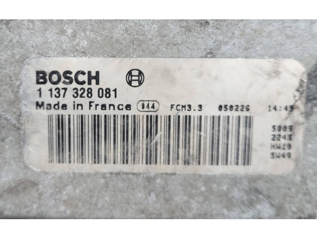 Вентилятор радиатора 30680513 Volvo S60