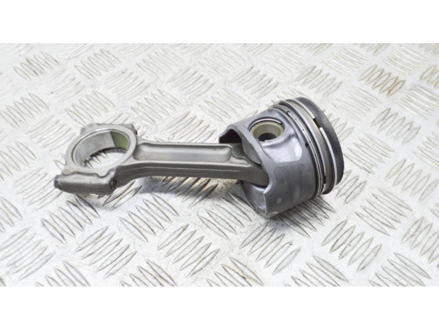 Поршень OM 607.951 A6070302100, A6070300717 Mercedes-Benz Citan W415 для дизельного двигателя 1.5