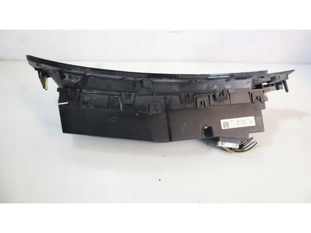 Дисплей Mazda 3 II