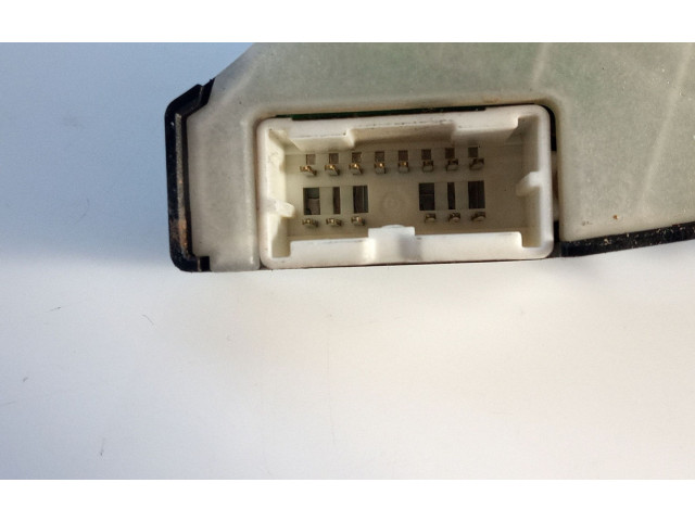 Ручка стеклоочистителей 25260EA000, E3-B4-22-1 Nissan Pathfinder R51