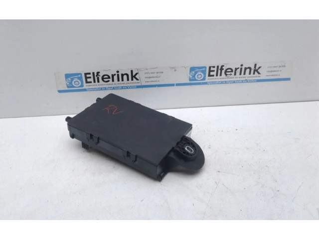 Блок предохранителей 31682732, 31682732 Volvo XC90