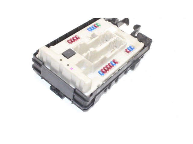 Pojistková skříňka 284B71BN0A Nissan 370Z 2013