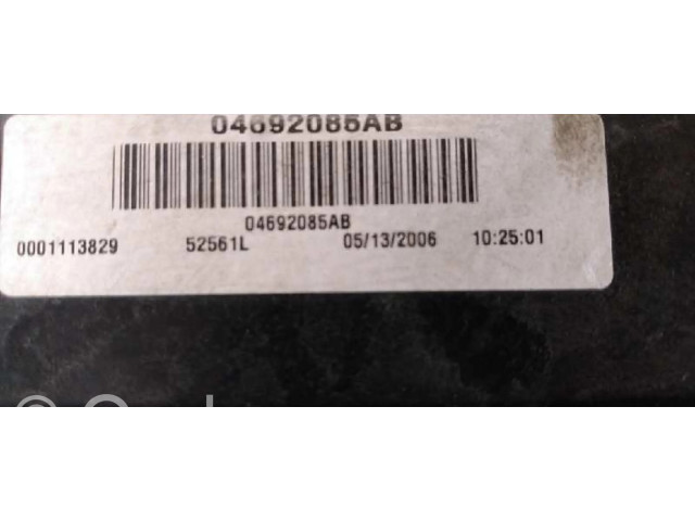 Блок предохранителей 04692085AB Jeep Grand Cherokee