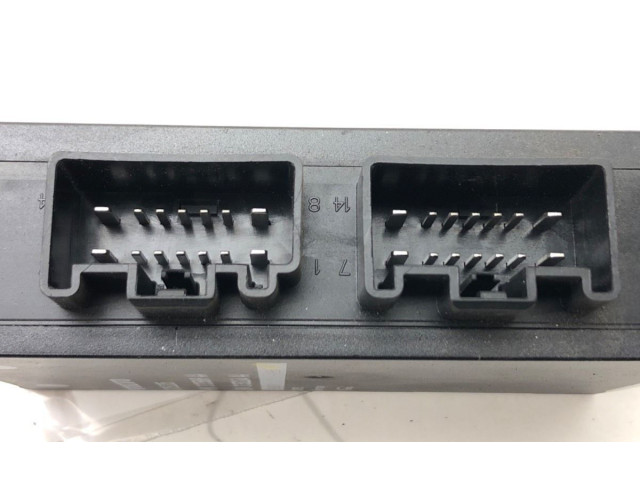 Блок управления 31352205   Volvo V70