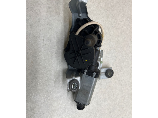 Моторчик заднего дворника 8638163, 443122292017    Volvo V70