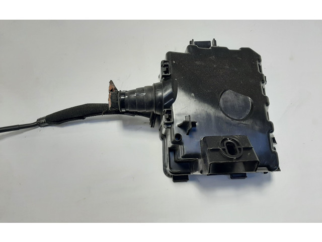 Pojistková skříňka 9804848580 Peugeot 208 2022