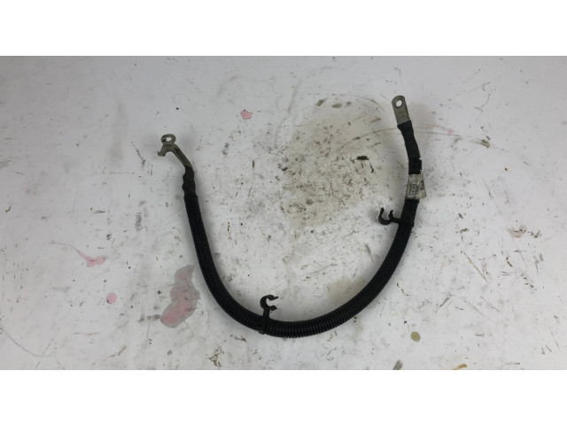 Минусовый провод (аккумулятора)