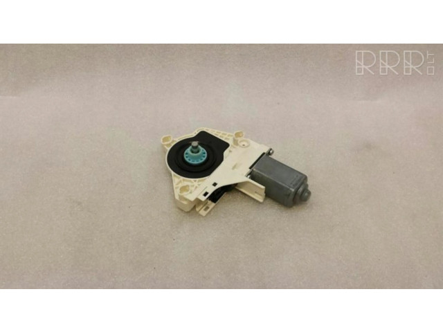 Передний двигатель механизма для подъема окон