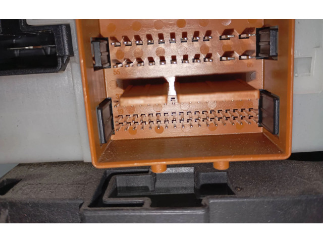 Блок предохранителей 6G9T14A073DH, 116RA000084 Ford S-MAX