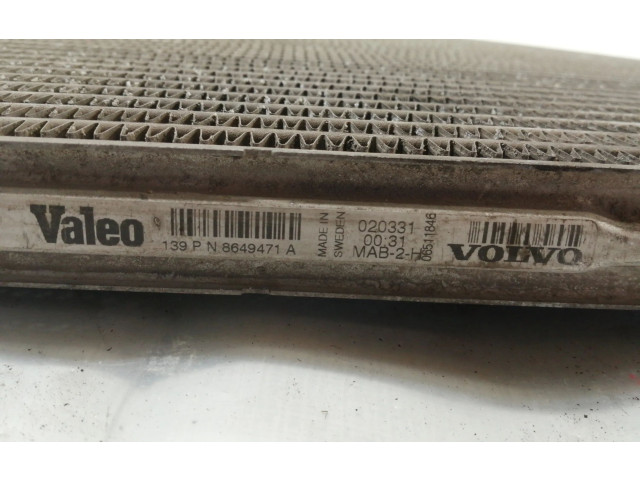 Интеркулер 8649471A, 06511846 Volvo S60