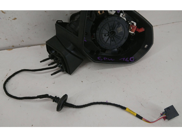 Зеркало электрическое Audi Q3 F3 2018 - года