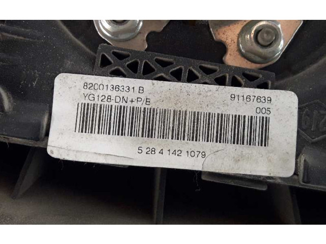 Подушка безопасности водителя 8200136331B, 8200676895   Renault Trafic II (X83)