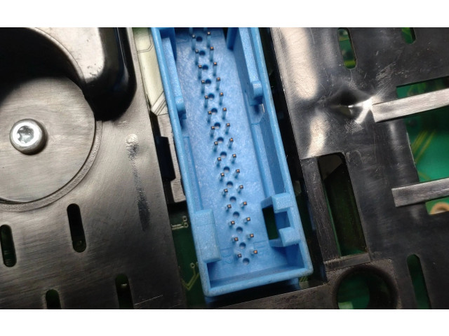 Панель приборов 8P0920931A   Audi A3 S3 8P       