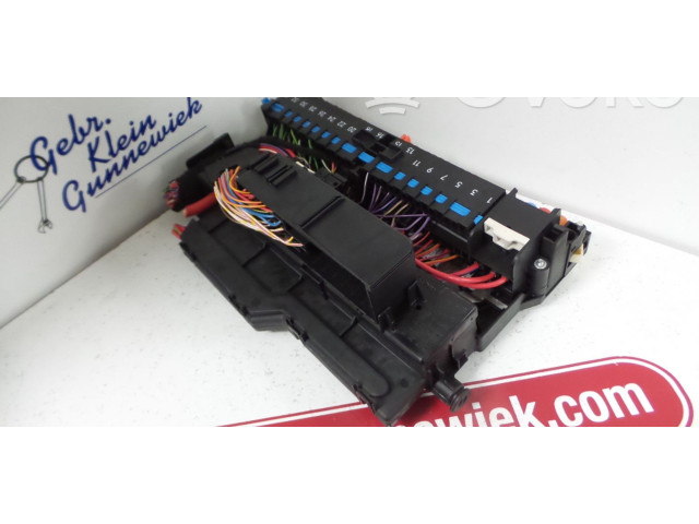 Блок предохранителей 61138364530, 8364530   BMW X3 E83    