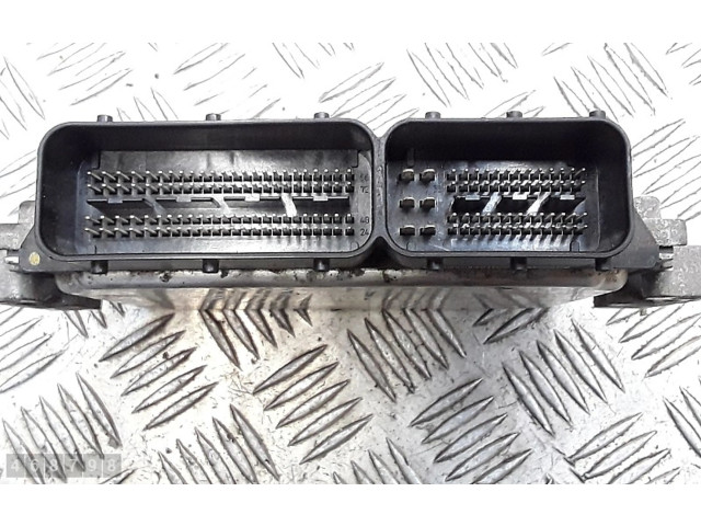 Řídící jednotka 391302a300 KIA Venga 2011