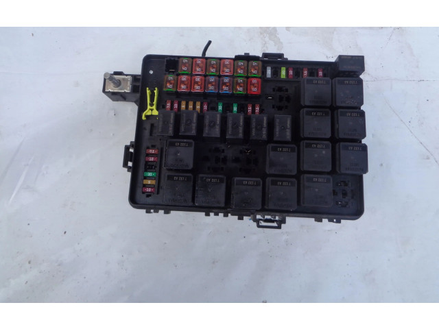 Блок предохранителей    Maserati Levante    