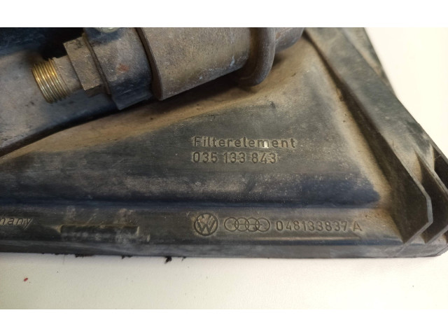 Топливная рампа 054133353A, 0438121085   Audi 80 90 S2 B4  