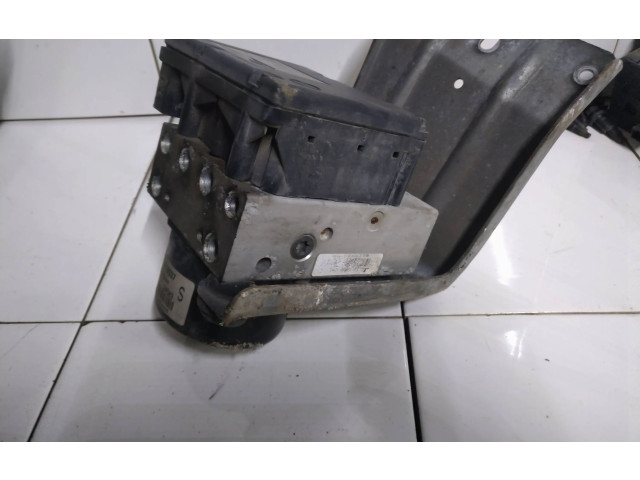 Блок АБС 8619538, TKR0H21E07   Volvo  S80  1999 - 2003 года