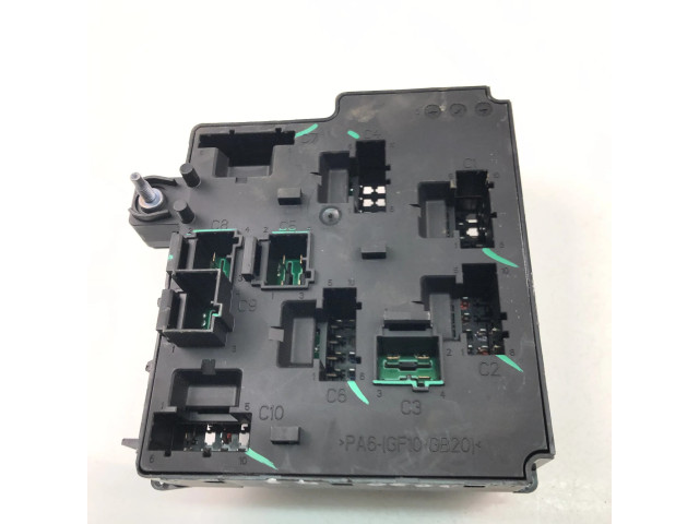 Блок предохранителей 31473771, NO3073 Volvo XC90