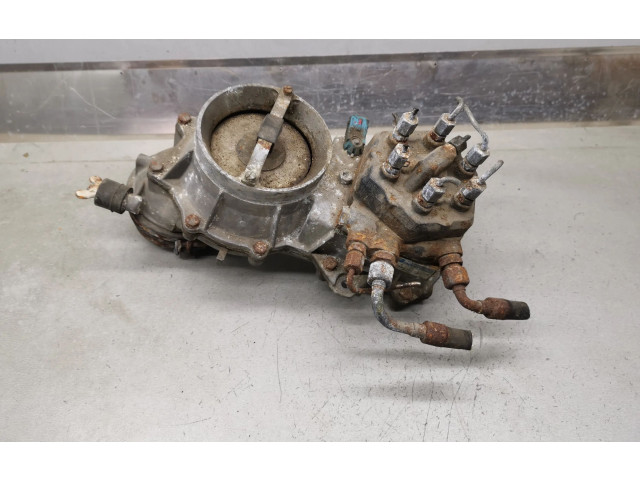 Vstřikovací lišta 0438100011, 0438120032 Mercedes-Benz S W116