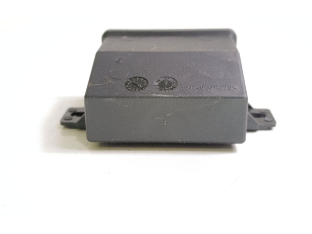 Модуль фонарей     9827096780    Peugeot 5008 II 