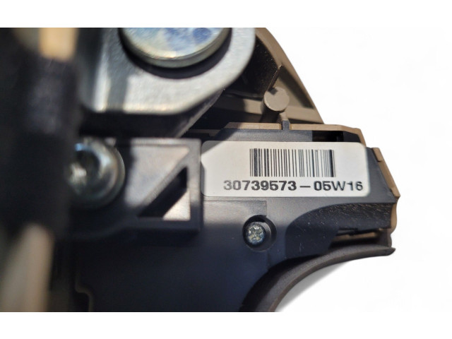 Подушка безопасности водителя 30656933, 30739579   Volvo V70