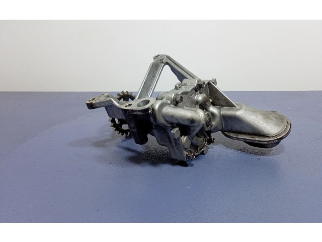 Масляный насос  DW10CTED4 9682393380, 9682393380  Citroen C5 