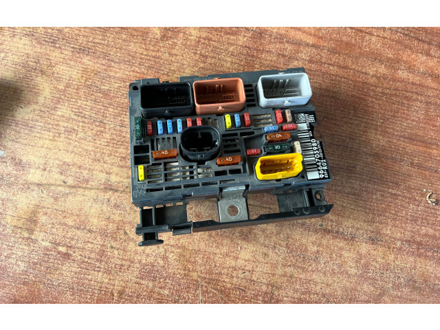 Блок предохранителей 9664705980 Citroen C4 I