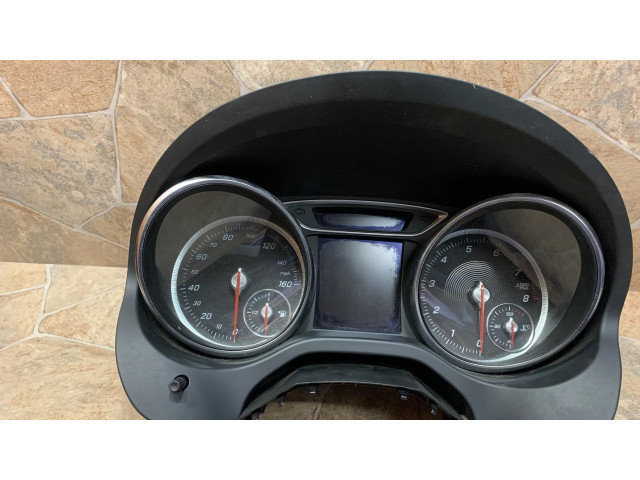 Přístrojová deska Mercedes-Benz GLA W156 2017 A1569004904, 0263698339