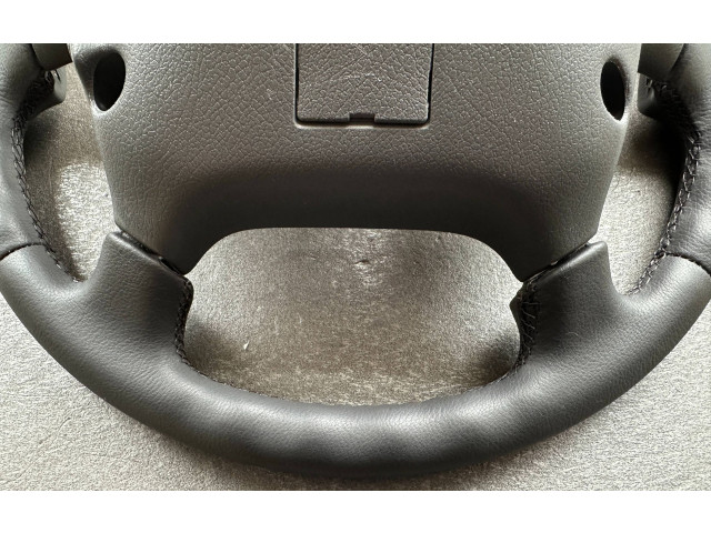 Volant Mitsubishi Pajero 1995 MB892593