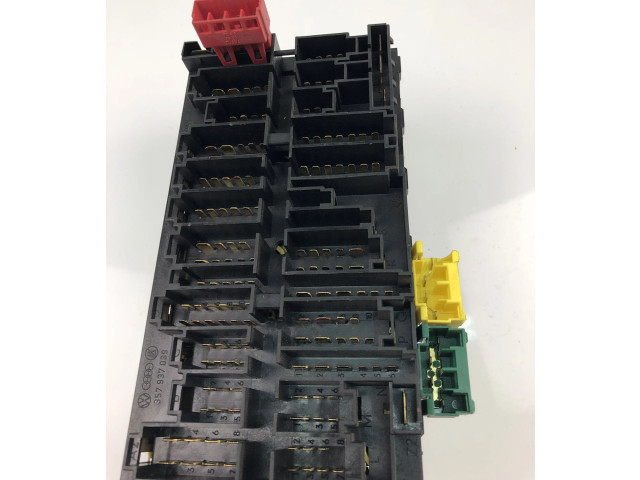 Pojistková skříňka 357937039 Volkswagen Caddy 2000