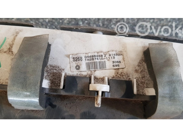 Přístrojová deska Chrysler Voyager 1997 P04685268Z