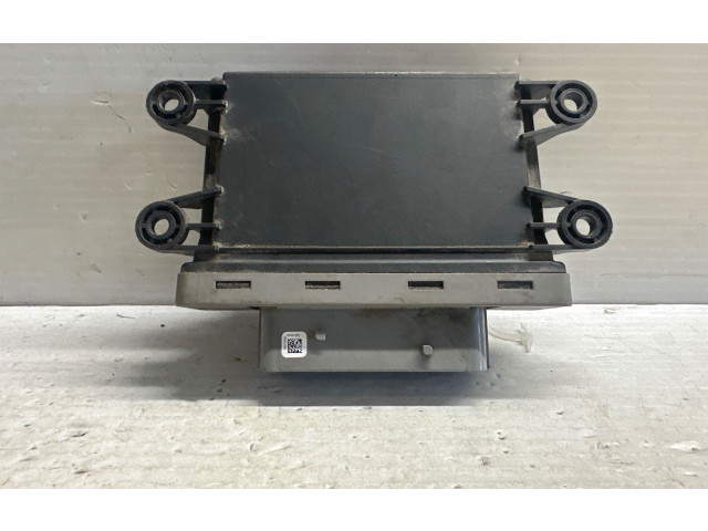 Блок управления 32242457 Volvo XC90