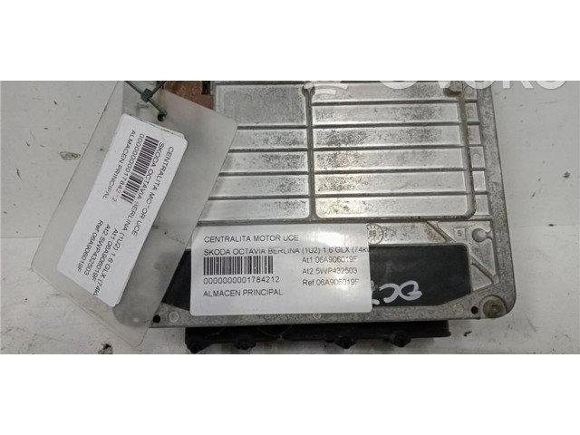 Блок управления 06A906019F, 0090047 Skoda Octavia Mk1 (1U)